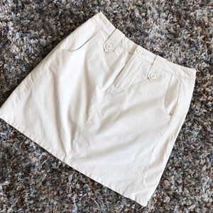 North crest Khaki Skort. Size 8